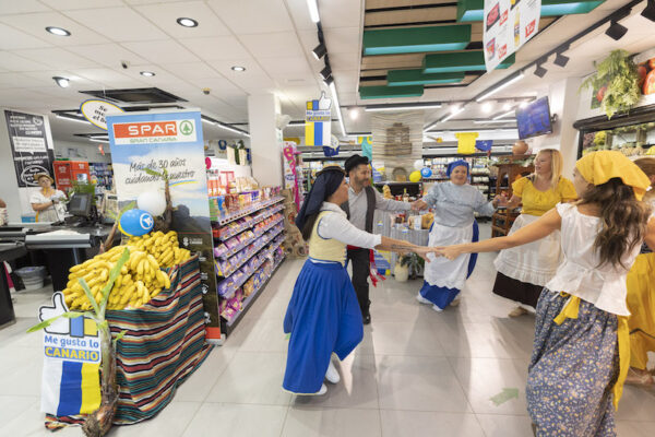 Los Supermercados Spar Se Visten Por El DÍa De Canarias Spar Gran Canaria 9669